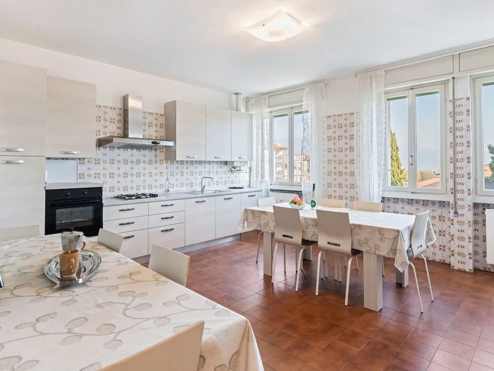 Graceful Holiday Home in Toscolano Maderno With Garden