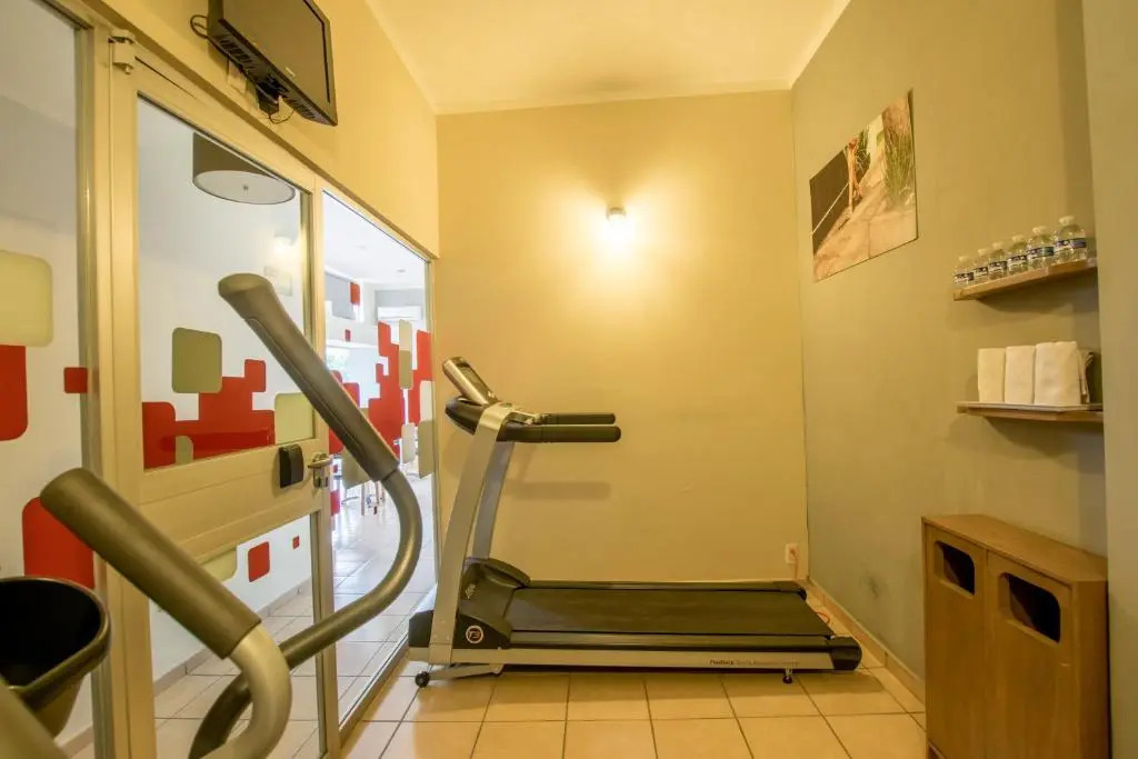 Hotel Mateos 1215