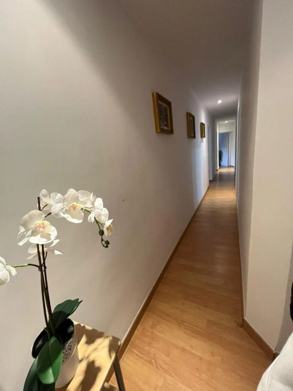 habitación matrimonial en piso compartido en el centro de Madrid