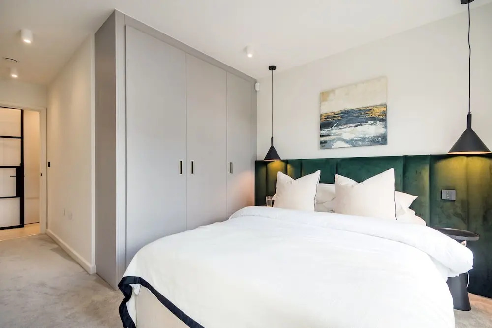 The Modern Glasshouse - by Out of Office Lifestyle