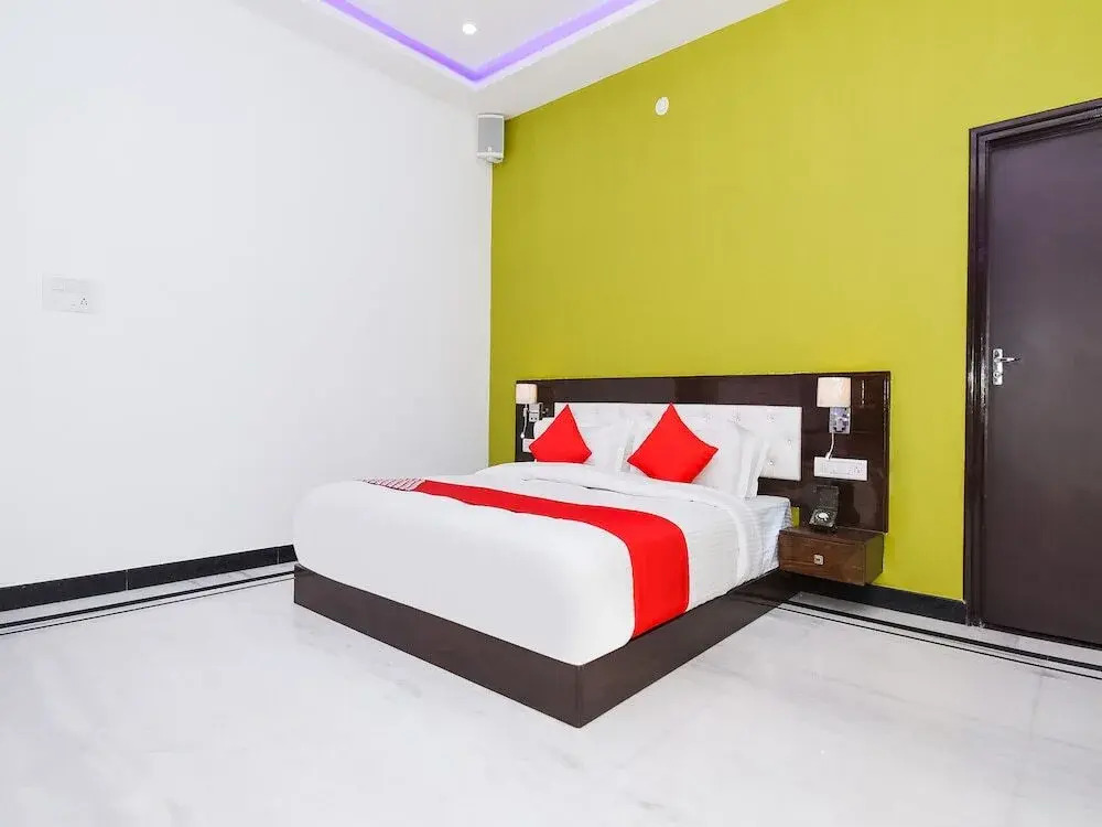 Zest Damodar Garh By OYO Rooms
