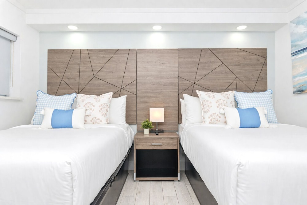 Fins Inn & Suites