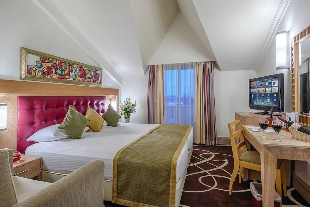 The Nora Hotels Family Club