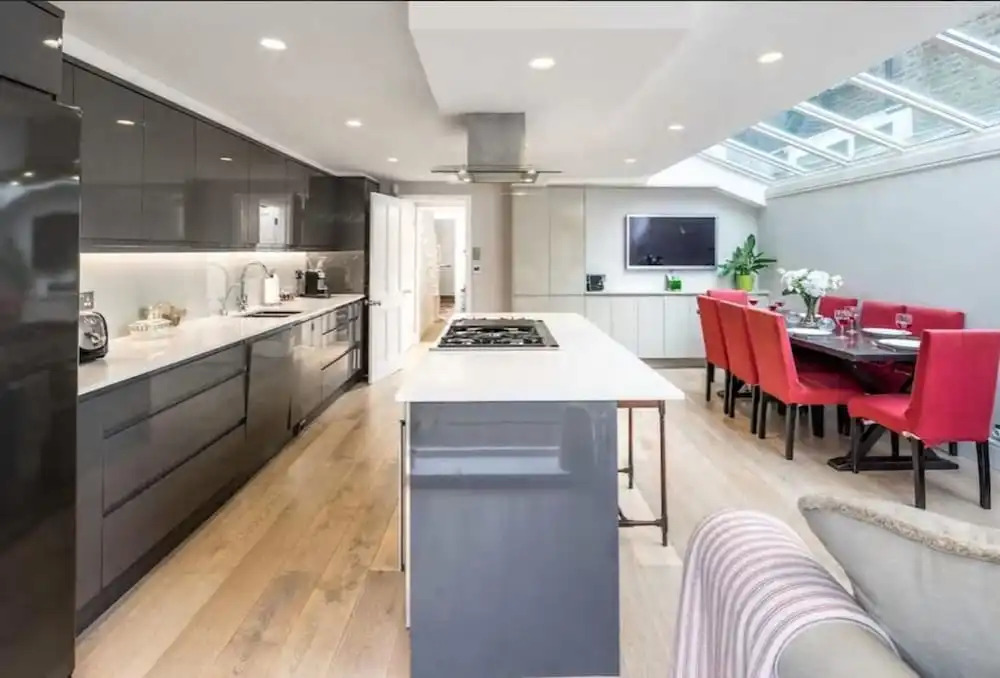Veeve - Fulham Victorian