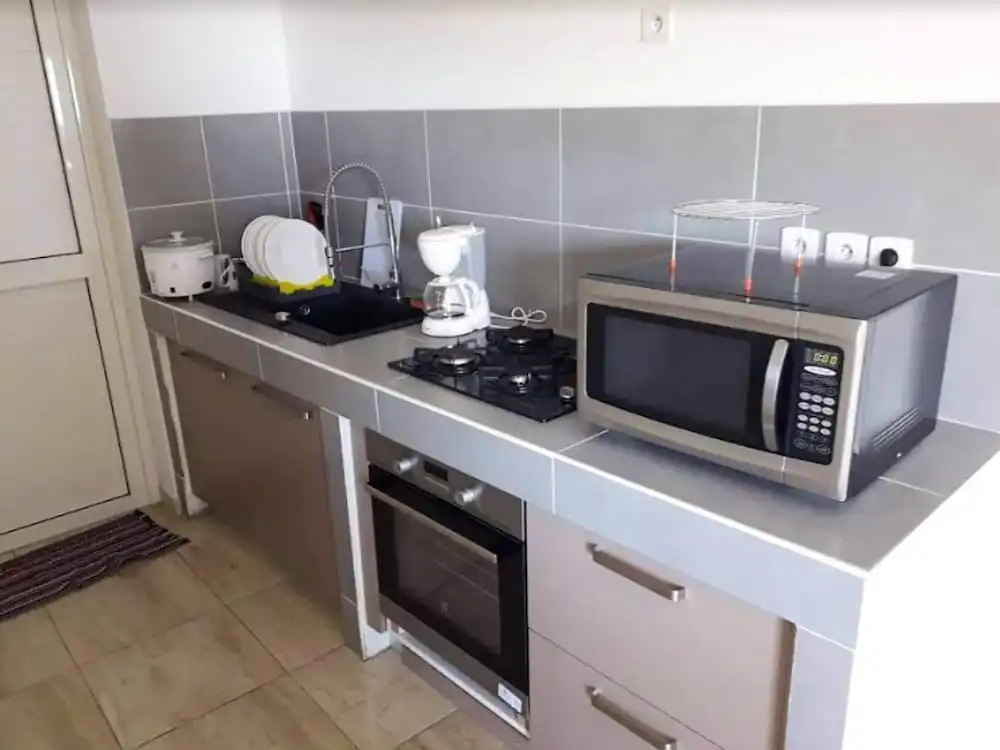 Apartment With one Bedroom in Saint-denis, With Wonderful sea View, Furnished Balcony and Wifi