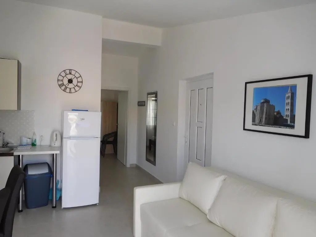 Mirakul Apartments
