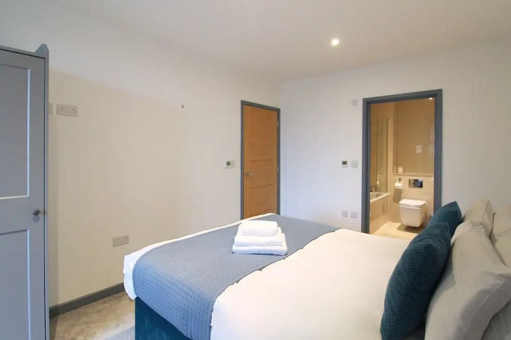Canning Town by Viridian Apartments