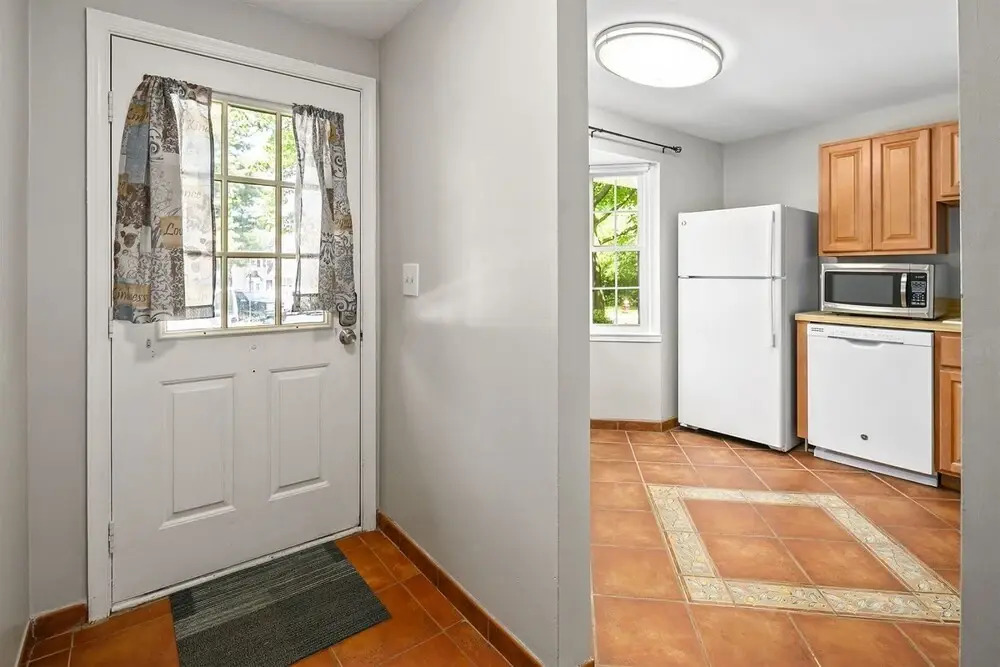 Sterling Townhome - Private & Santized, in a Quiet & Safe Neighborhood. Self Checkin, Pet Friendly! Super-host Support