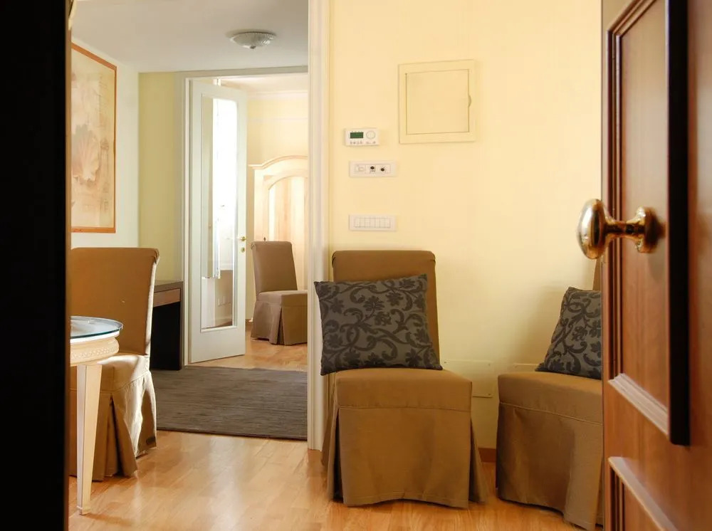 Posh Neighbourhood Apartment