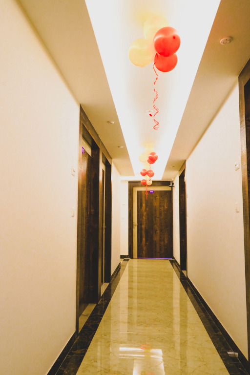 Hotel Ishaan Palace Near IGI Delhi Airport