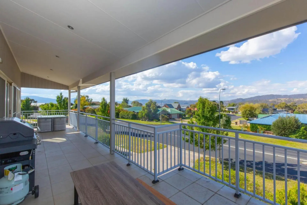 Alpine Retreat 107A Gippsland Street