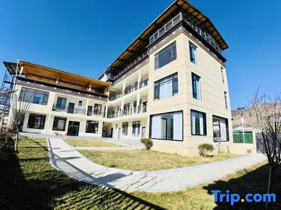 Shangri-La Luoyang Homestay (Songzanlin Temple)