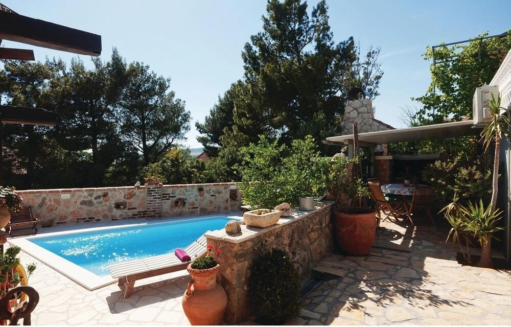 Gorgeous Home In Maslenica