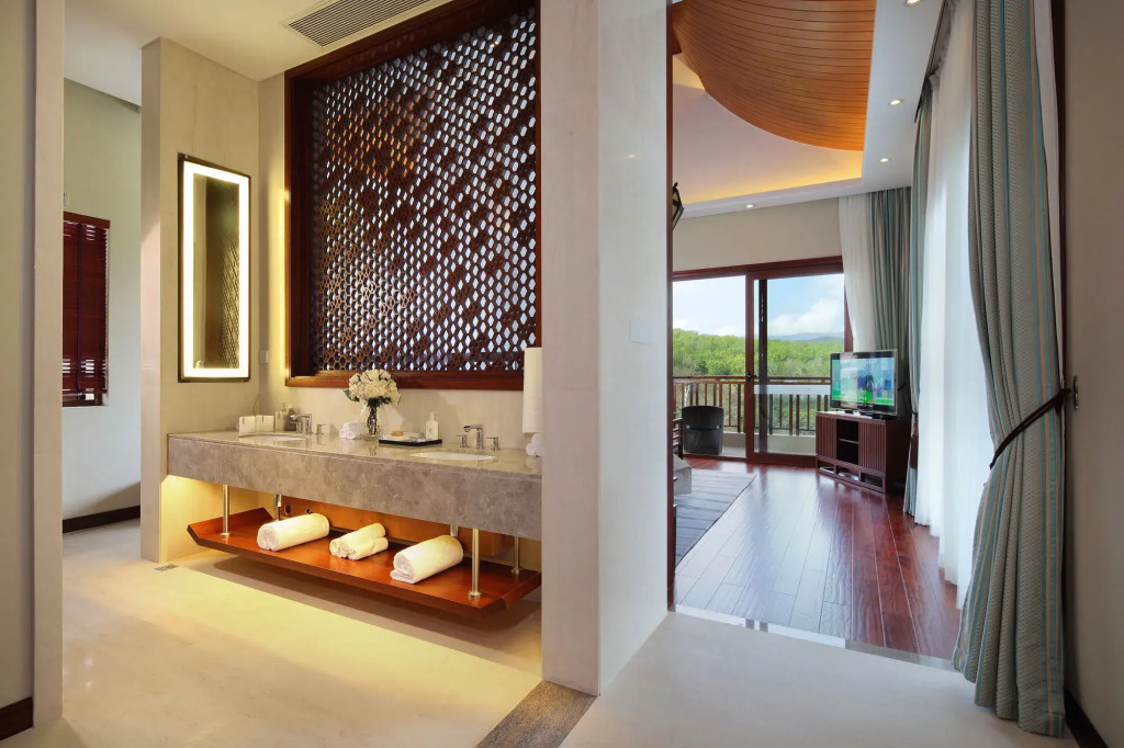 Sanya Ocean Sonic Banling Hotspring Resort