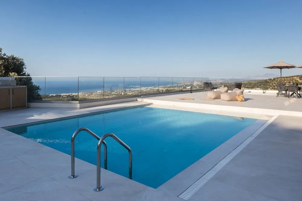 Villa Santa Ιrini 1 - With Heated Pool