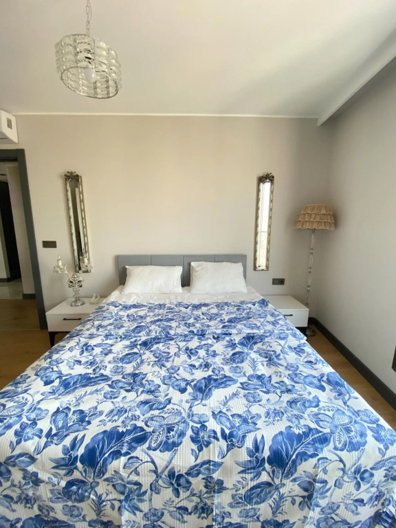 Luxury Duplex with Terrace Apartment by Siena Suites