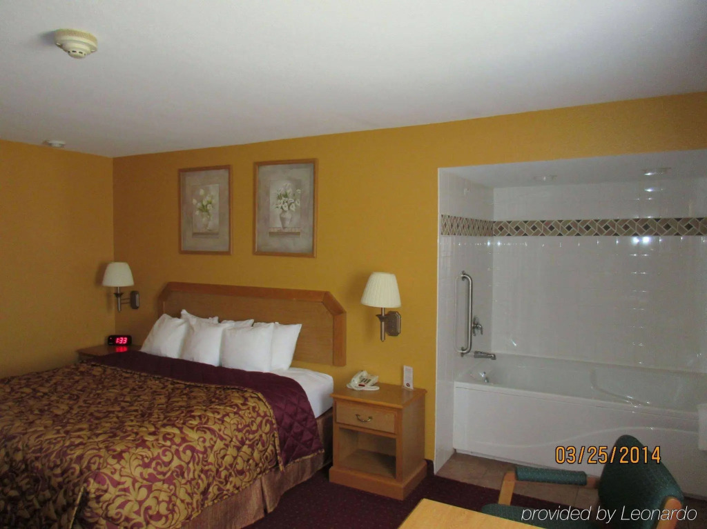Parkfield Inn - Warsaw