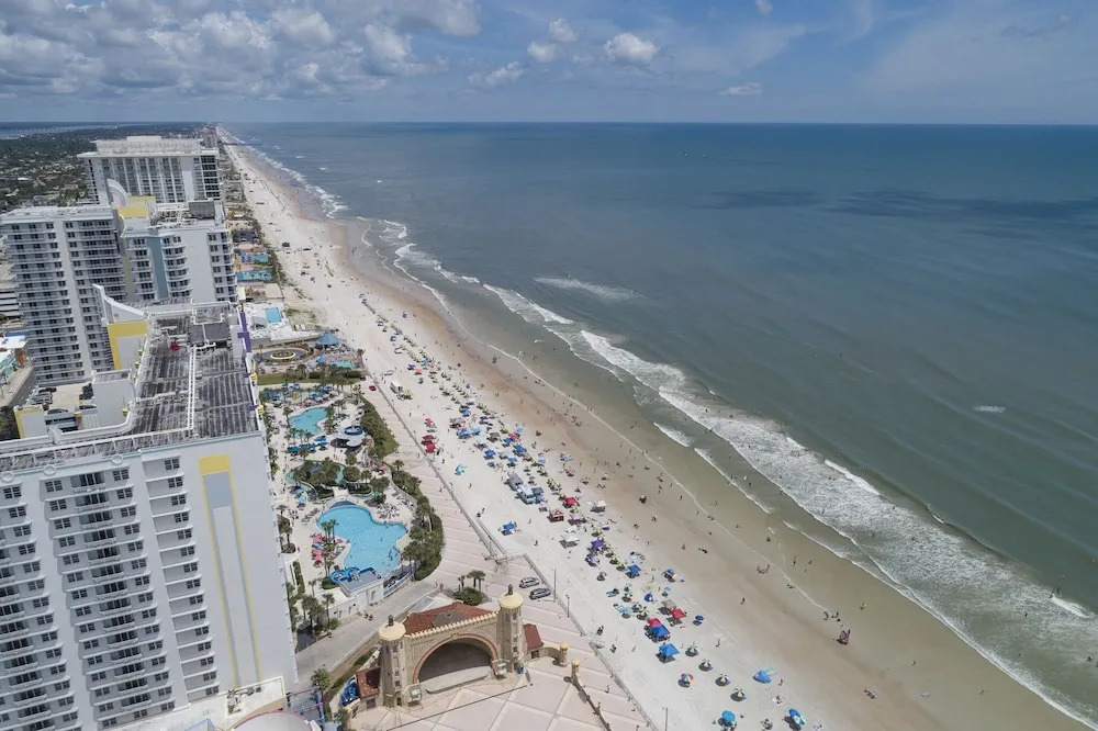 Wyndham Ocean Walk Daytona Beach 2226-1 Two BR Direct Oceanfront