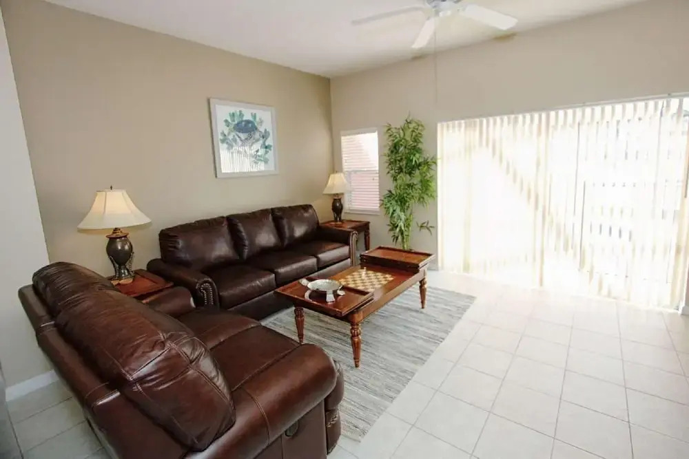 3175 Encantada