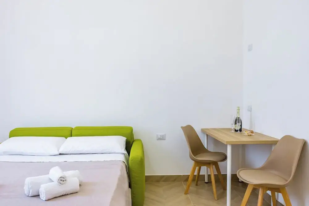 Essentia Home