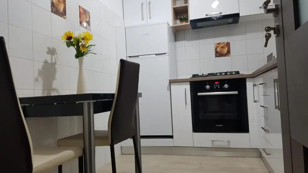 Tina Apartament 2