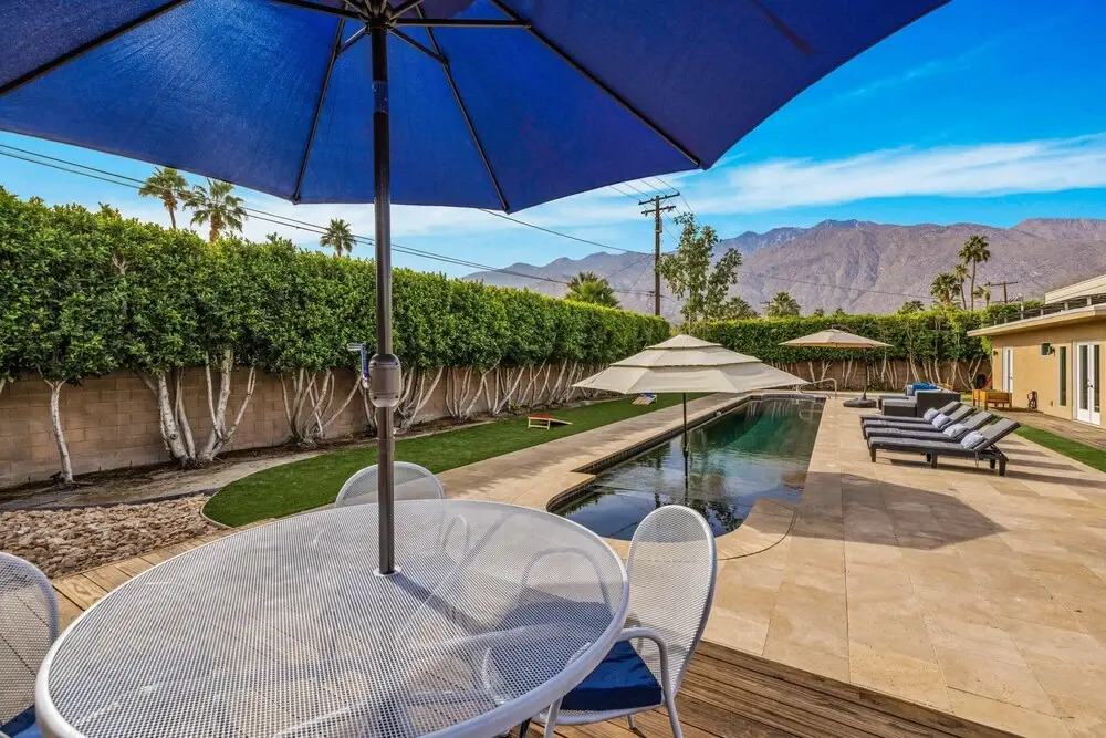 Mid-Century Elegance & Fun in Tahquitz River Estates
