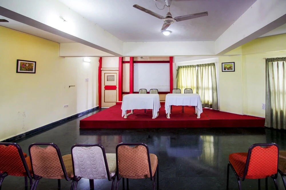 FabHotel Suryakiran Chinchwad