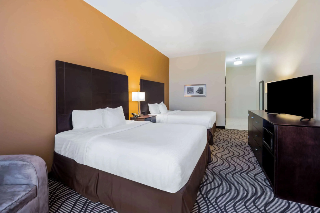 La Quinta by Wyndham Marshall