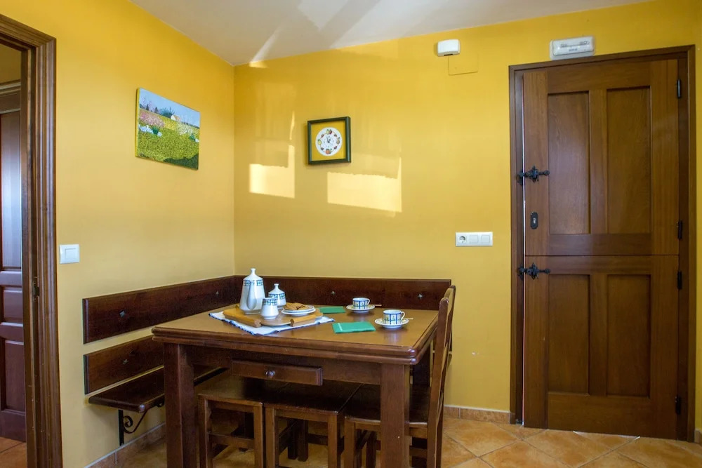 Apartamentos Rurales Los Pontigos