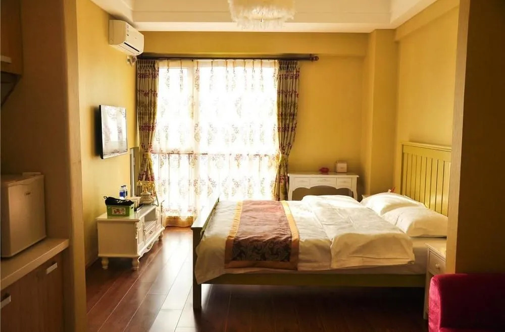 Yisuli Hotel (Dalian Hi-tech Wanda Plaza)