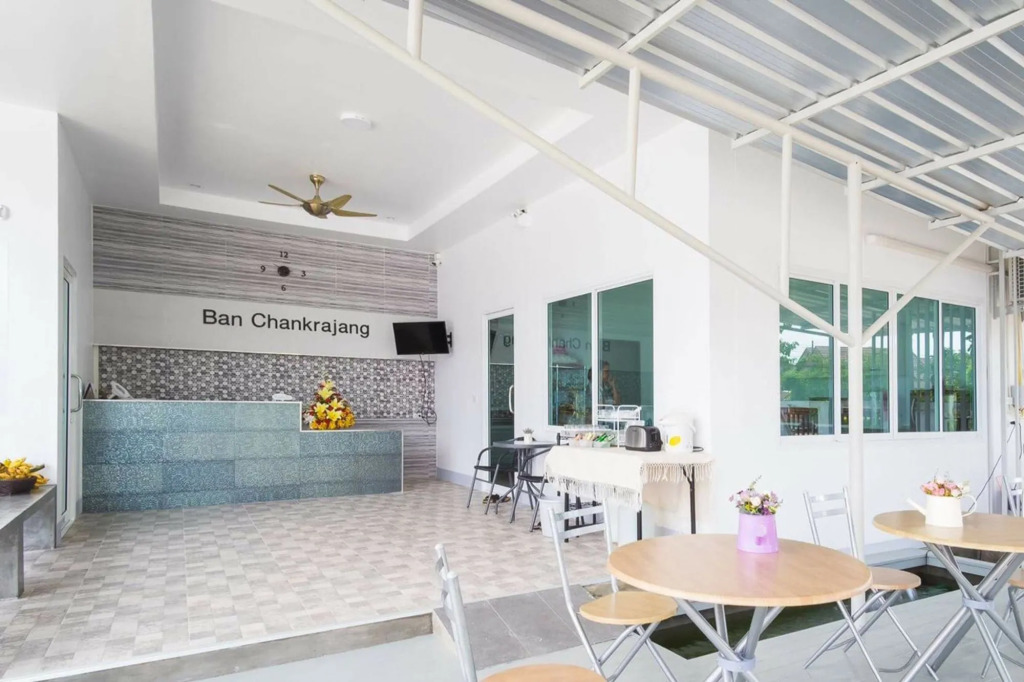 DK Grand Hotel