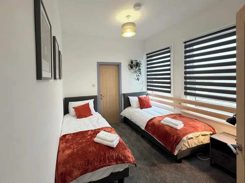 Humberside Apartments Spacious Cleethorpes Stay with Parking
