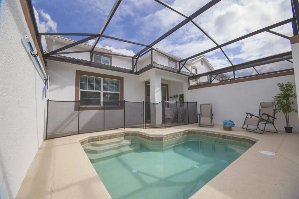 Amazing 5Bdr at ChampionsGate 11 miles from Disney