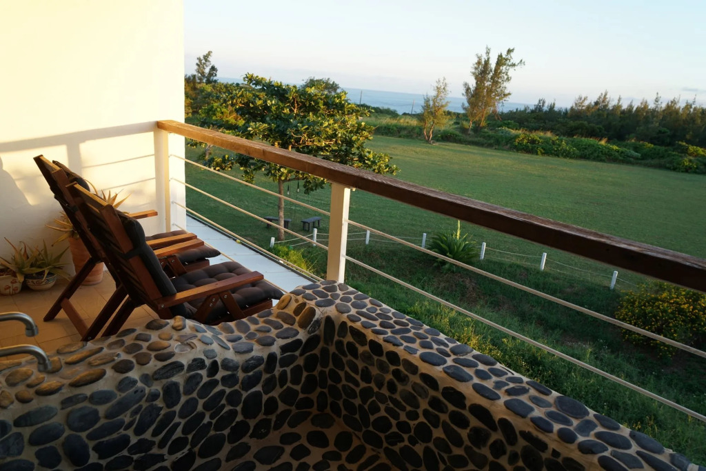 Kenting COMIC B&B&SPRING