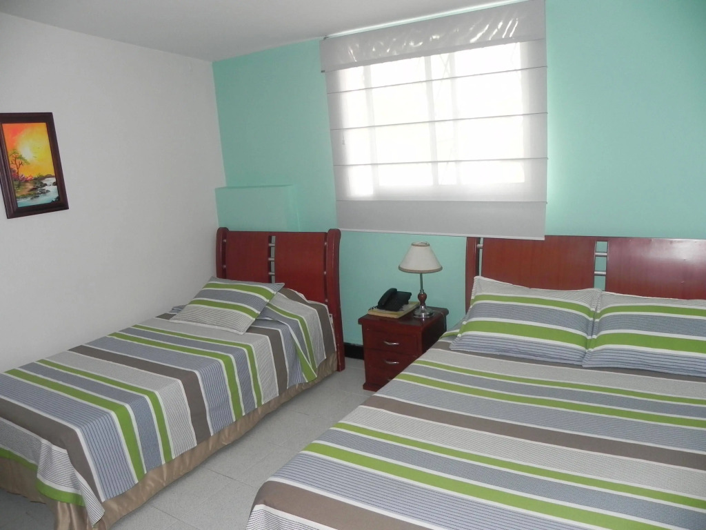 Hotel Prado 34 West