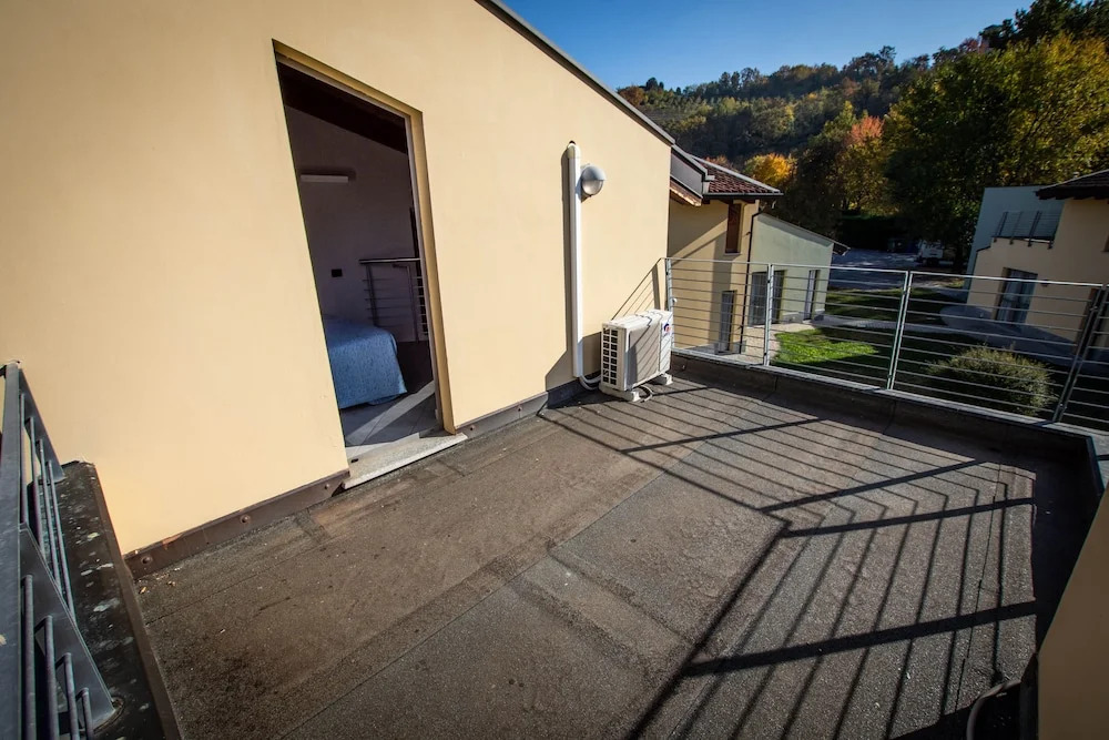 Room in Holiday House - Albavillage Residence Large Apartment for 4 People
