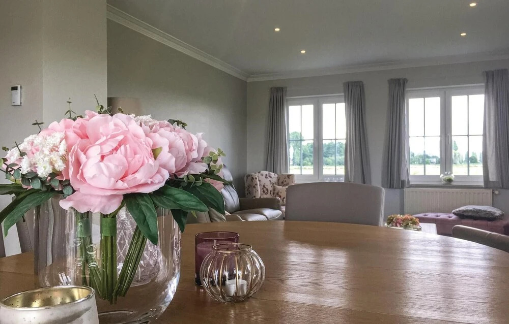 Stunning Home in Wellen With 4 Bedrooms and Wifi