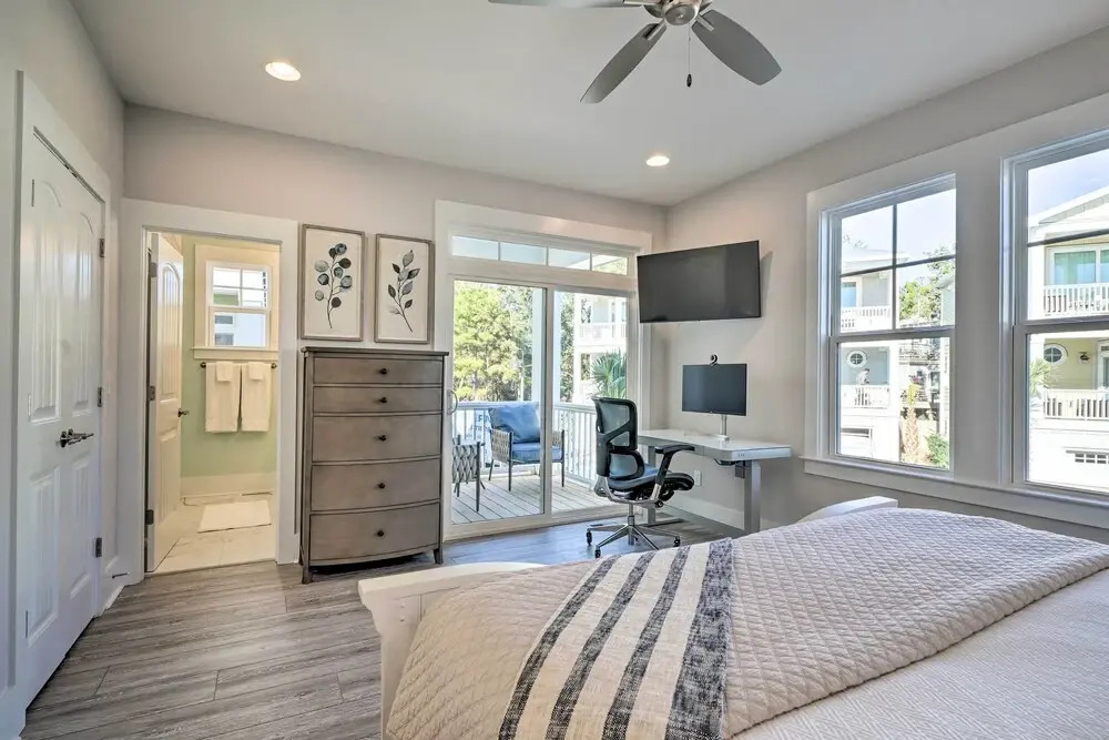 Kure Beach Townhome: Short Walk to the Beach!