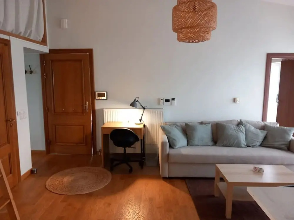 Pavlos Loft Apartment - Leontari Garden Escape