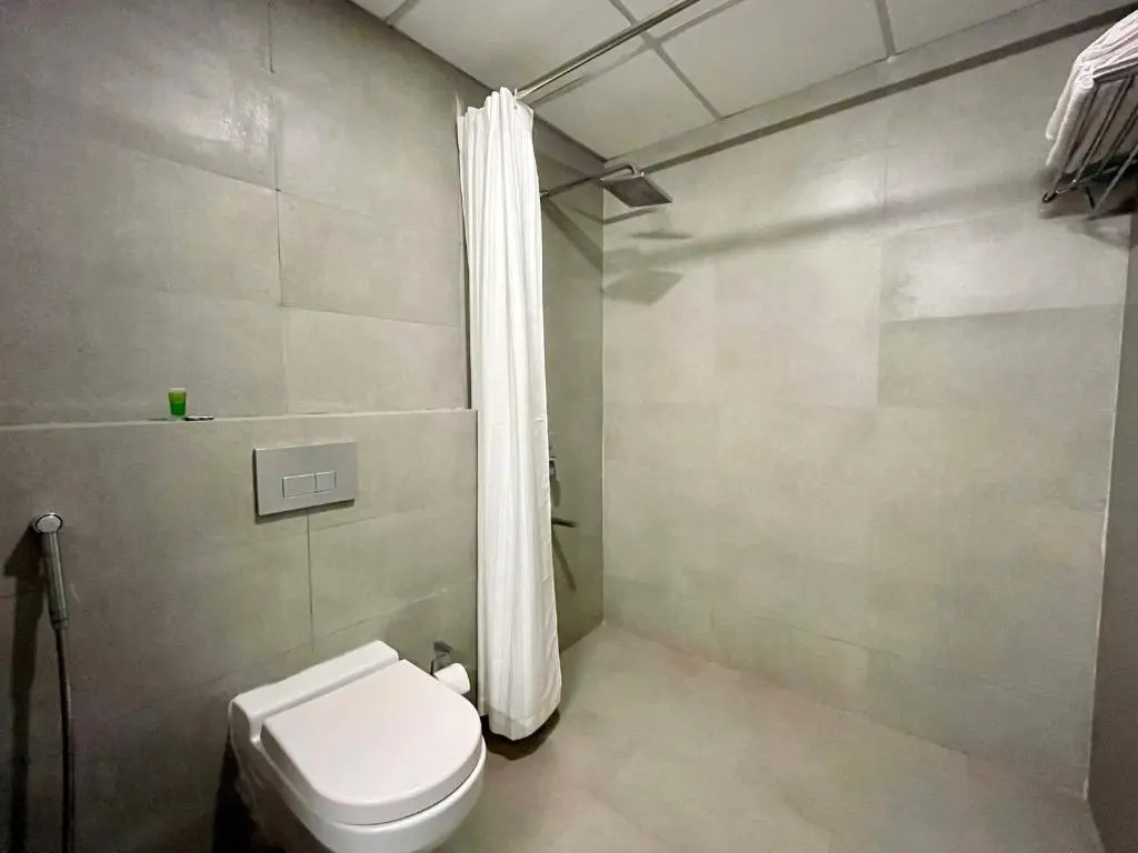 Hotel The Golden Sands, Located on Calangute Main Road