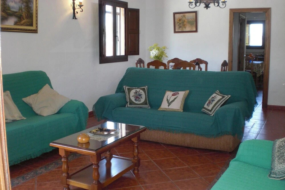 Villa With 3 Bedrooms in El Chorro, With Wonderful Mountain View, Priv