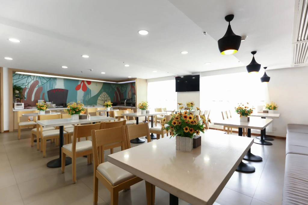 Hanting Hotel Guiyang Huaguoyuan Twin Towers