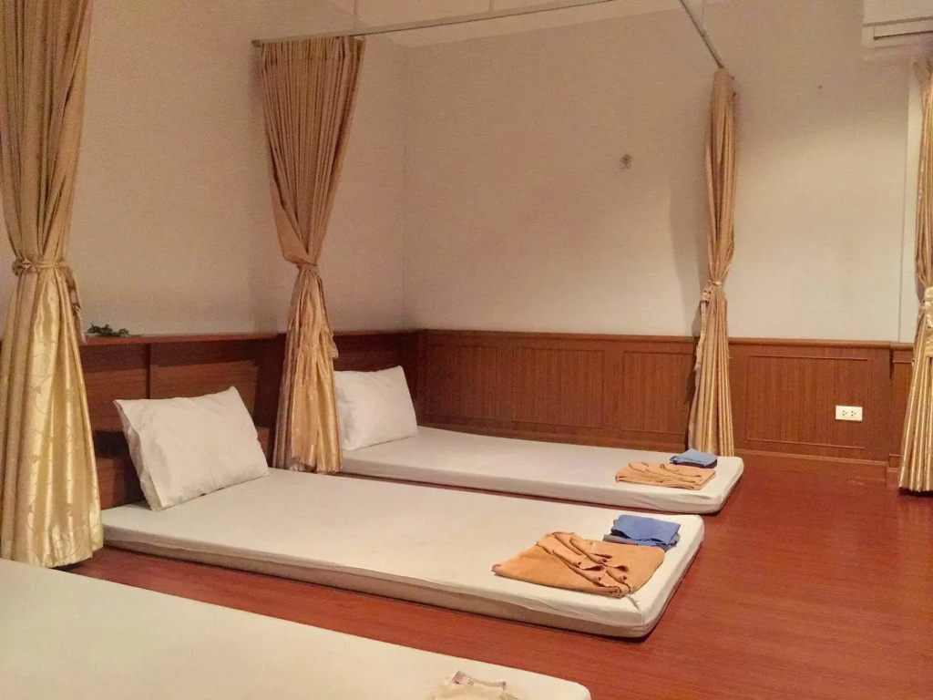SB Living Place Hotel Phuket Town
