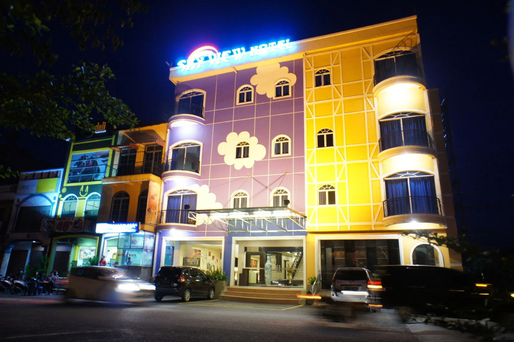 Sky View Hotel Managed by OS