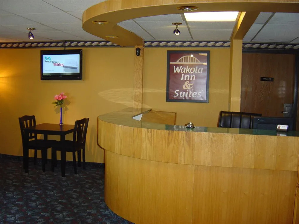Wakota Inn and Suites