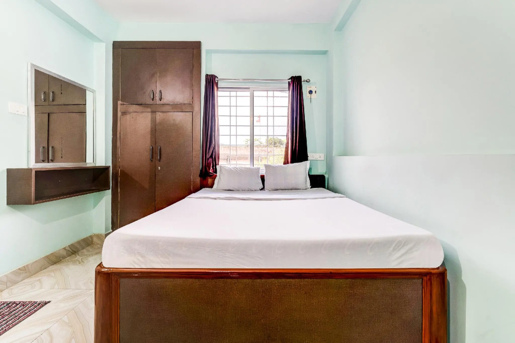 Hotel Ashish Kiran by OYO Rooms