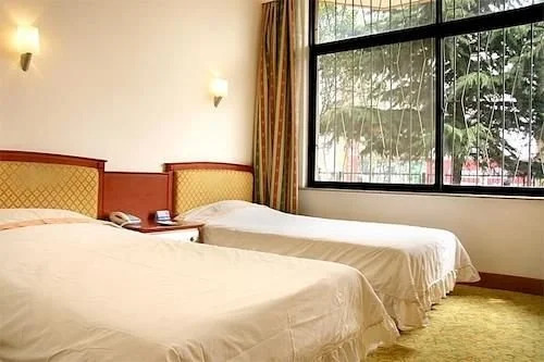 Qingdao Yahai Hotel