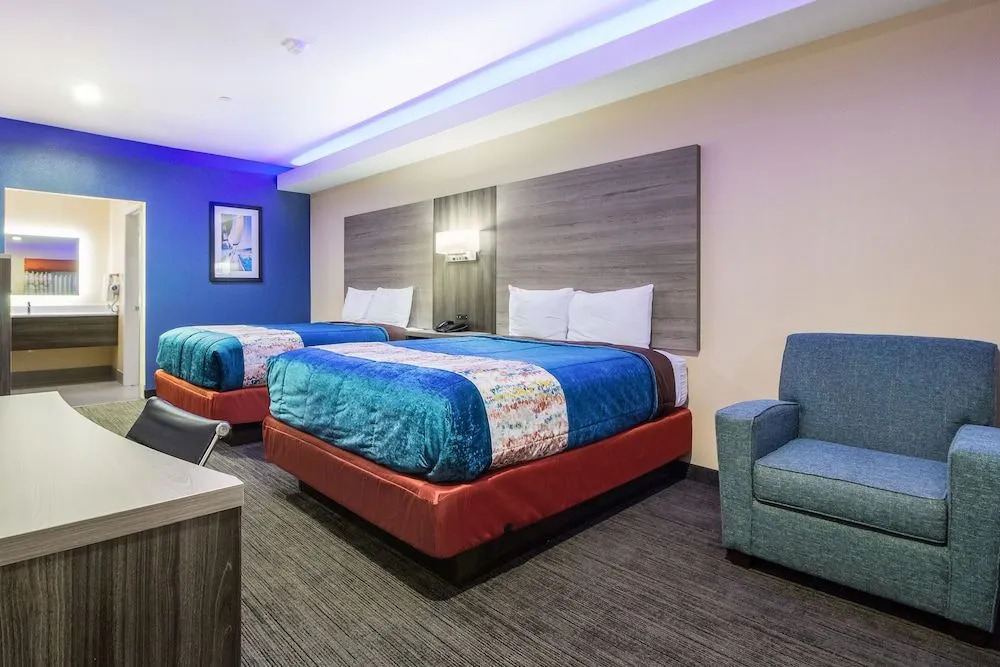 Scottish Inn & Suites Houston Willowbrook