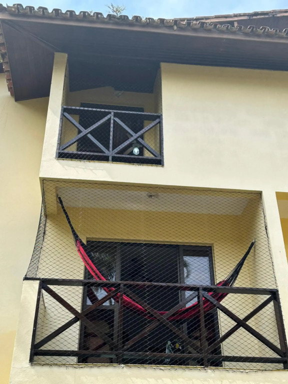 tríplex centro piscina churrasqueira e lava seca em Condomínio com 90m2