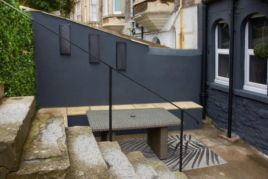 Knightstone Apartment
